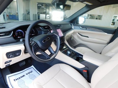 2025 Jeep Grand Cherokee GRAND CHEROKEE L LIMITED 4X2