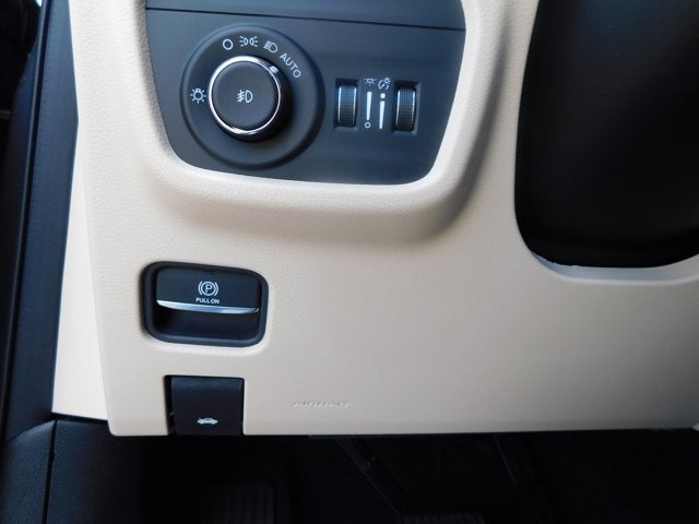 2025 Jeep Grand Cherokee GRAND CHEROKEE L LIMITED 4X2