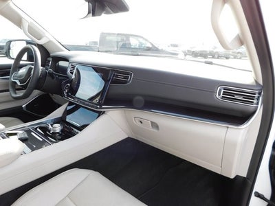 2023 Jeep Wagoneer Base