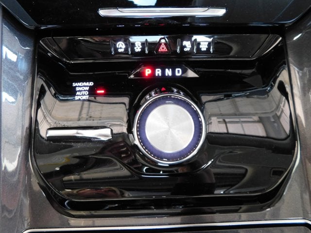 2023 Jeep Wagoneer Base