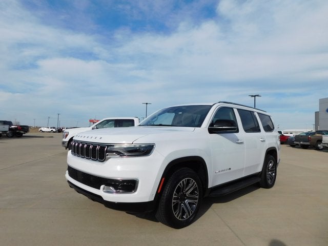 2023 Jeep Wagoneer Base