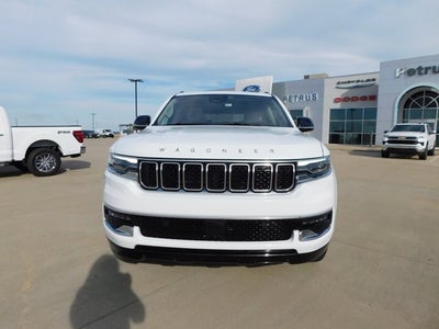 2023 Jeep Wagoneer Base