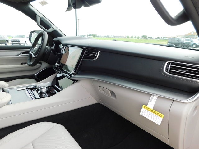 2026 Jeep Grand Wagoneer GRAND WAGONEER LIMITED RESERVE 4X4