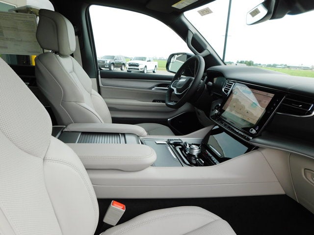 2026 Jeep Grand Wagoneer GRAND WAGONEER LIMITED RESERVE 4X4