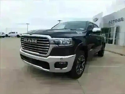 2025 RAM Ram 1500 RAM 1500 LARAMIE CREW CAB 4X4 5'7' BOX