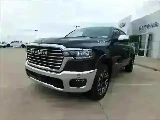 2025 RAM Ram 1500 RAM 1500 LARAMIE CREW CAB 4X4 5'7' BOX