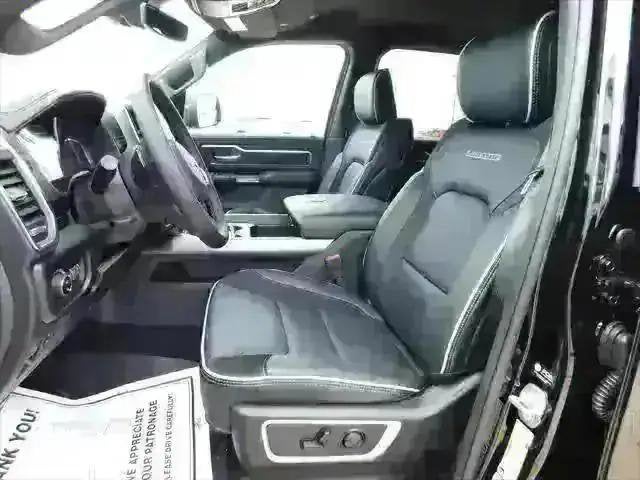 2025 RAM Ram 1500 RAM 1500 LARAMIE CREW CAB 4X4 5'7' BOX