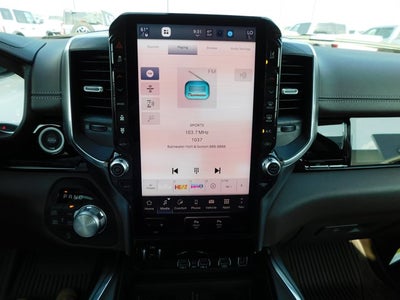 2025 RAM Ram 1500 RAM 1500 LARAMIE CREW CAB 4X4 5'7' BOX