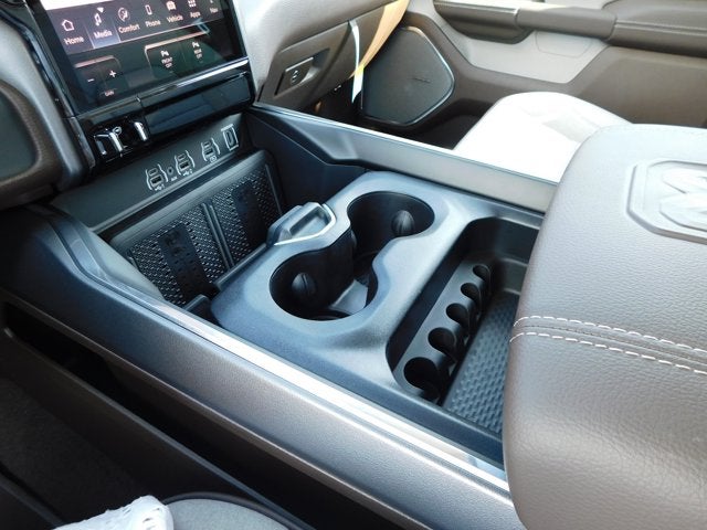 2025 RAM Ram 1500 RAM 1500 LARAMIE CREW CAB 4X4 5'7' BOX