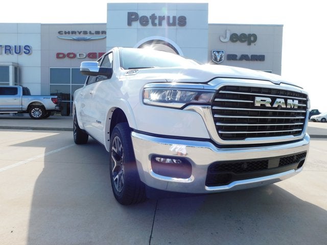 2025 RAM Ram 1500 RAM 1500 LARAMIE CREW CAB 4X4 5'7' BOX