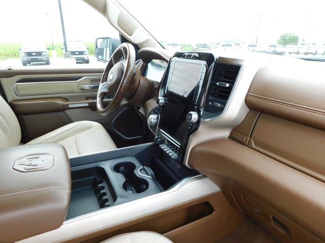 2021 RAM 1500 Laramie Crew Cab 4x4 5'7' Box