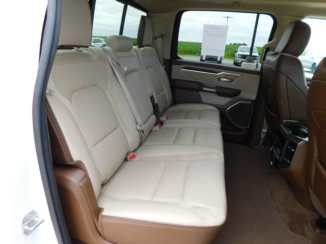 2021 RAM 1500 Laramie Crew Cab 4x4 5'7' Box