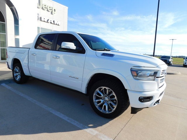 2022 RAM 1500 Laramie Crew Cab 4x4 5'7' Box