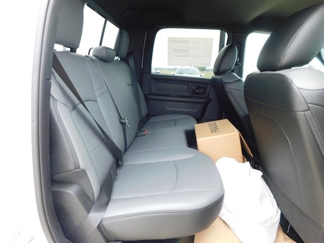 2026 RAM Ram 3500 Chassis Cab RAM 3500 TRADESMAN CREW CAB CHASSIS 4X4 60' CA