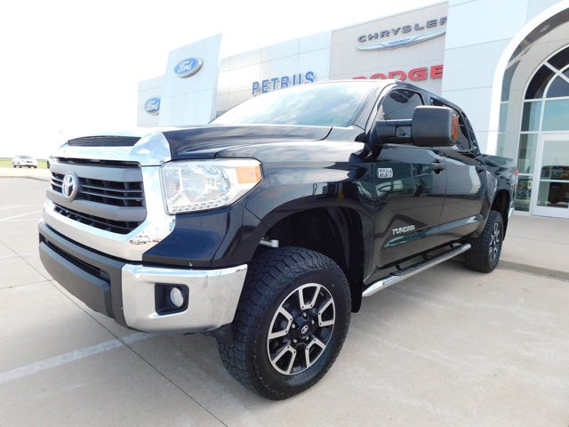 Used 2014 Toyota Tundra SR5 with VIN 5TFDW5F17EX375251 for sale in Little Rock